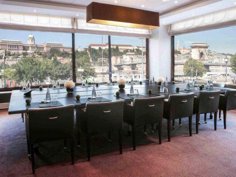 sofitel-budapest-chain-bridge-1lieu1salle-conventions.jpg