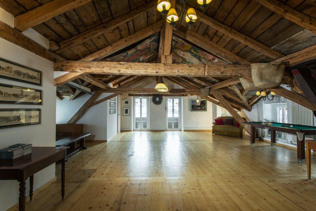 swiss-historic-hotel-pillon-1lieu1salle-reunion.jpg