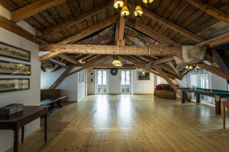swiss-historic-hotel-pillon-1lieu1salle-reunion.jpg