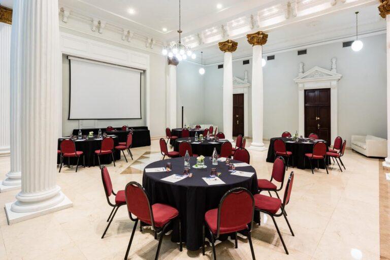 tryp-madrid-atocha-1lieu1salle-conferences.jpg