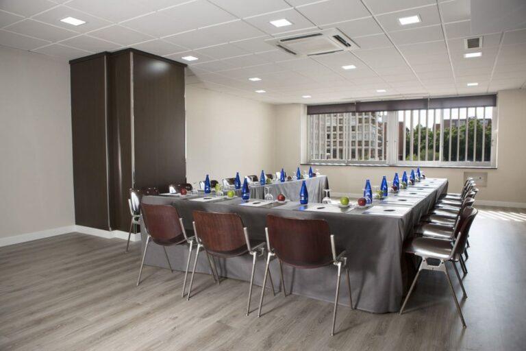 weare-chamartin-1lieu1salle-meeting.jpg
