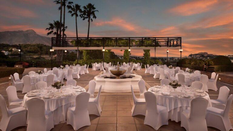Club-House-Square-Banquet.jpg