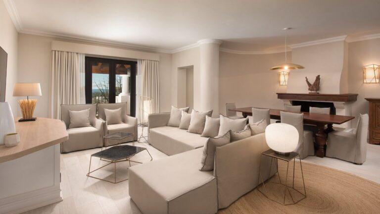 Executive-Suite-234-1.jpg
