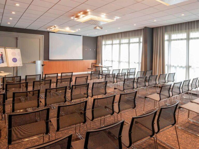 https://www.accorhotels.com/0446