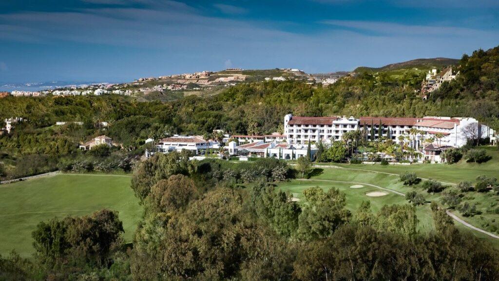 Resort.jpg