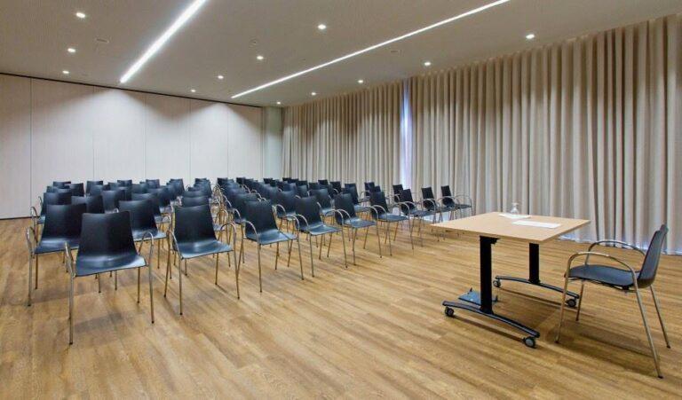 azor-hotel-acores-1lieu1salle-convention.jpg