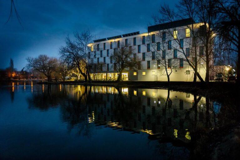 best-western-lakeside-1lieu1salle-event.jpg