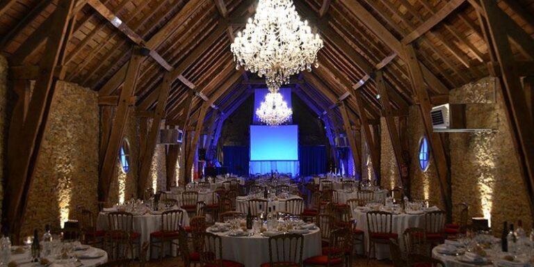 chateau-labro-1lieu1salle-conference.jpg