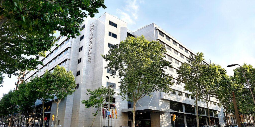 crowne-plaza-barcelona-fira-1lieu1salle-event.jpg