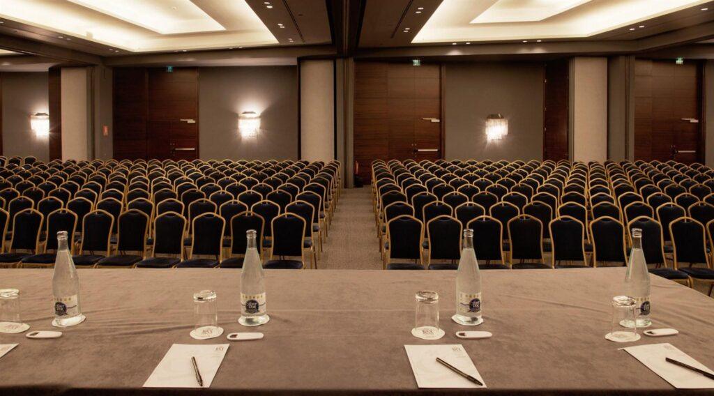 fairmont-rey-juan-carlos-1lieu1salle-conventions.jpg