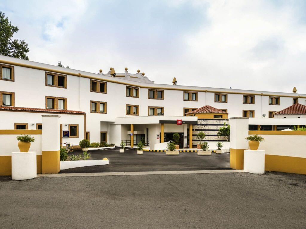 http://www.accorhotels.com/1708