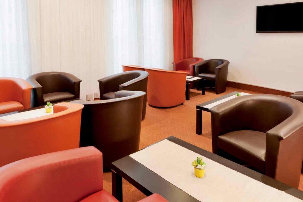 ibis-gyor-1lieu1salle-seminaire.jpg