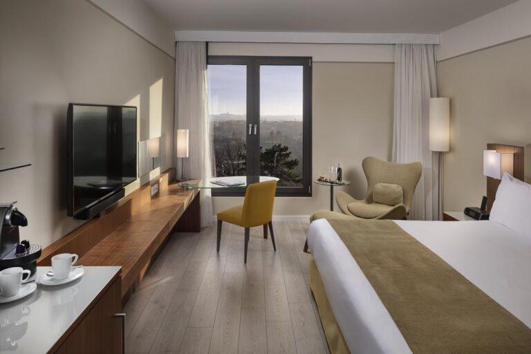 melia-luxembourg-1lieu1salle-events.jpg