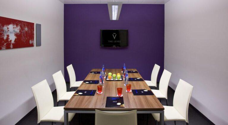 melia-luxembourg-1lieu1salle-meetings.jpg