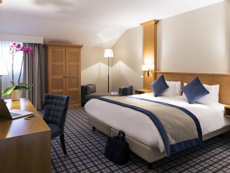 mercure-luxembourg-kikuoka-1lieu1salle-evenement.jpg
