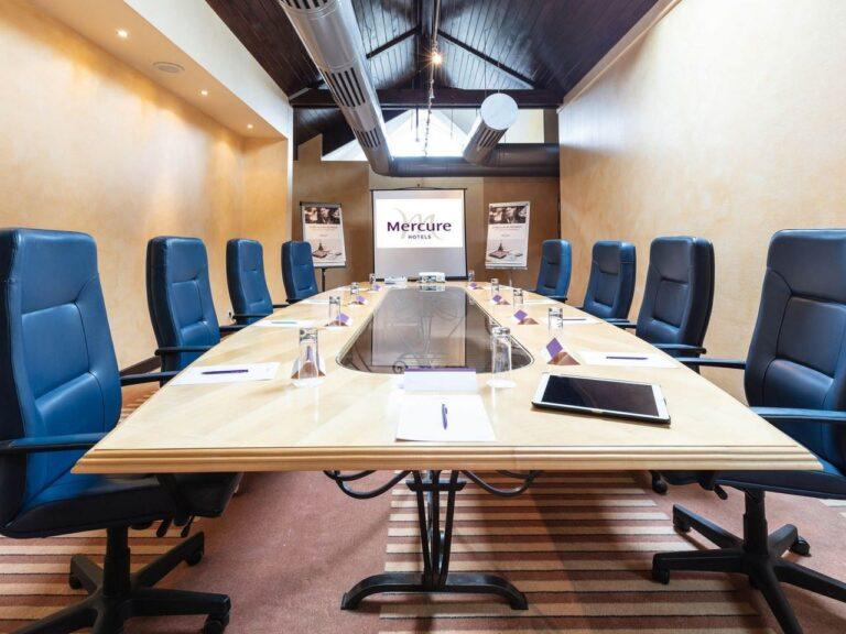 mercure-luxembourg-kikuoka-1lieu1salle-meetings.jpg