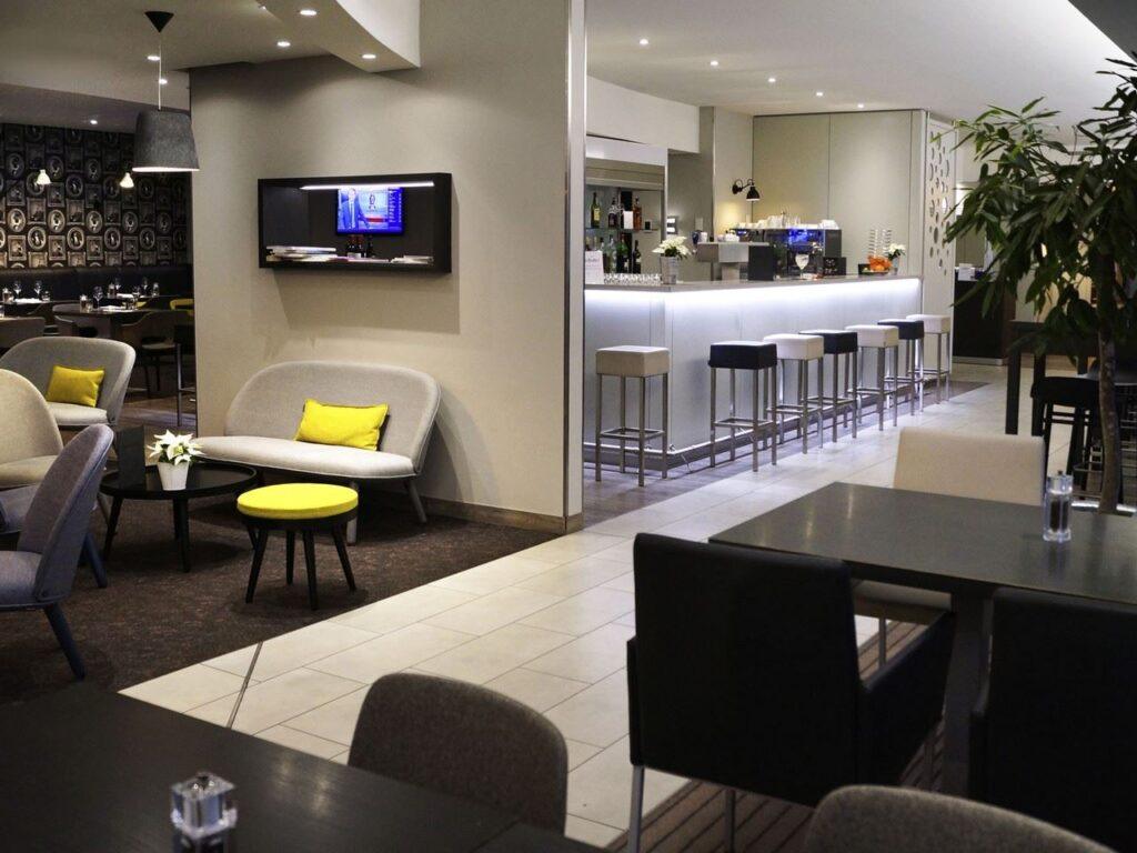 novotel-luxembourg-kirchberg-1lieu1salle-meeting.jpg