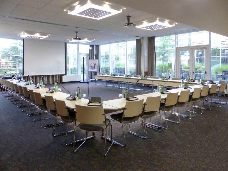 novotel-luxembourg-kirchberg-1lieu1salle-meetings.jpg