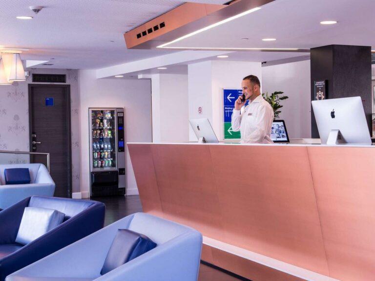 park-inn-luxembourg-city-1lieu1salle-evenement.jpg