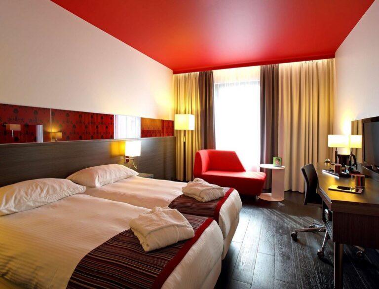 park-inn-luxembourg-city-1lieu1salle-meeting.jpg
