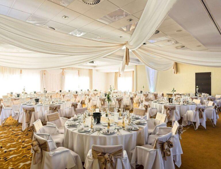 park-inn-sarvar-resort-1lieu1salle-reunions.jpg