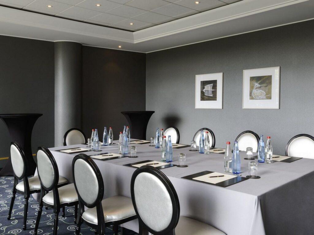 sofitel-luxembourg-europe-1lieu1salle-convention.jpg
