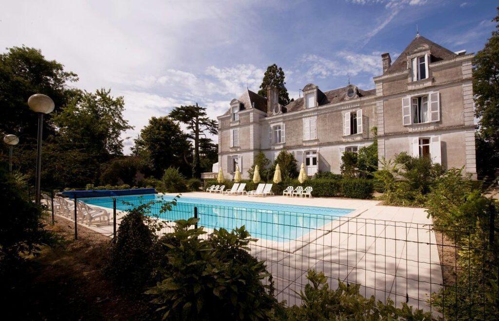 domaine-bertrandiere-1lieu1salle-event.jpg
