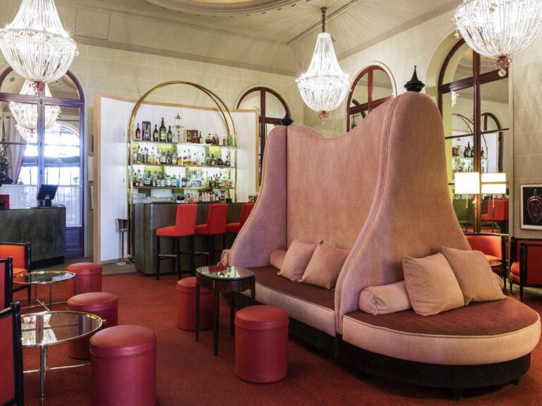 https://www.accorhotels.com/2950