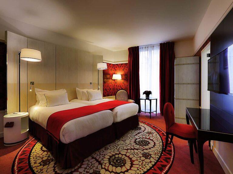 http://www.accorhotels.com/2950