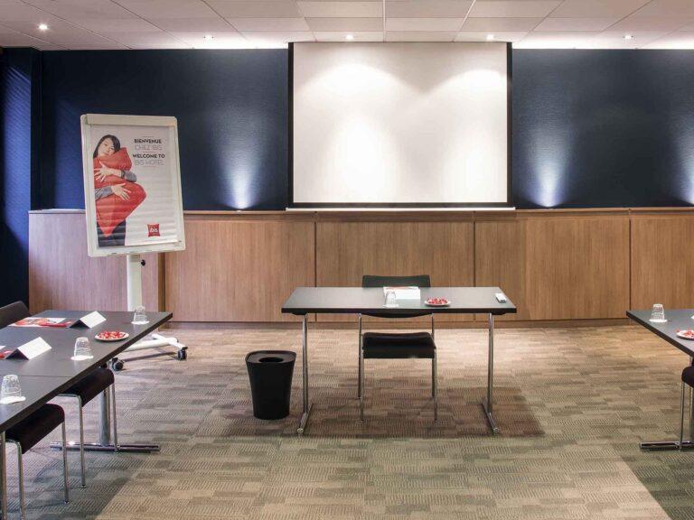 http://www.accorhotels.com/2751