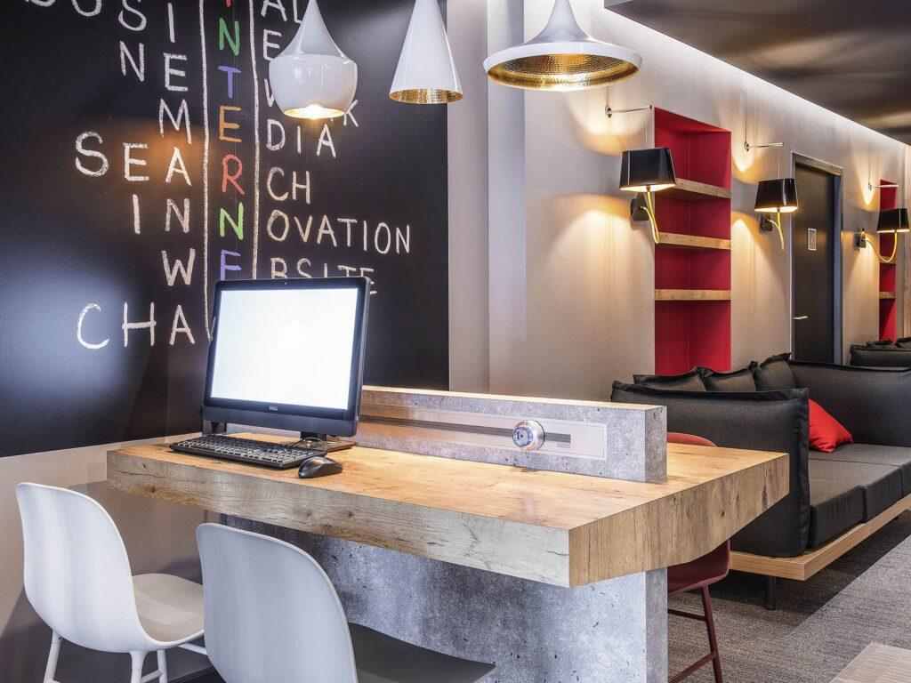 http://www.accorhotels.com/2751