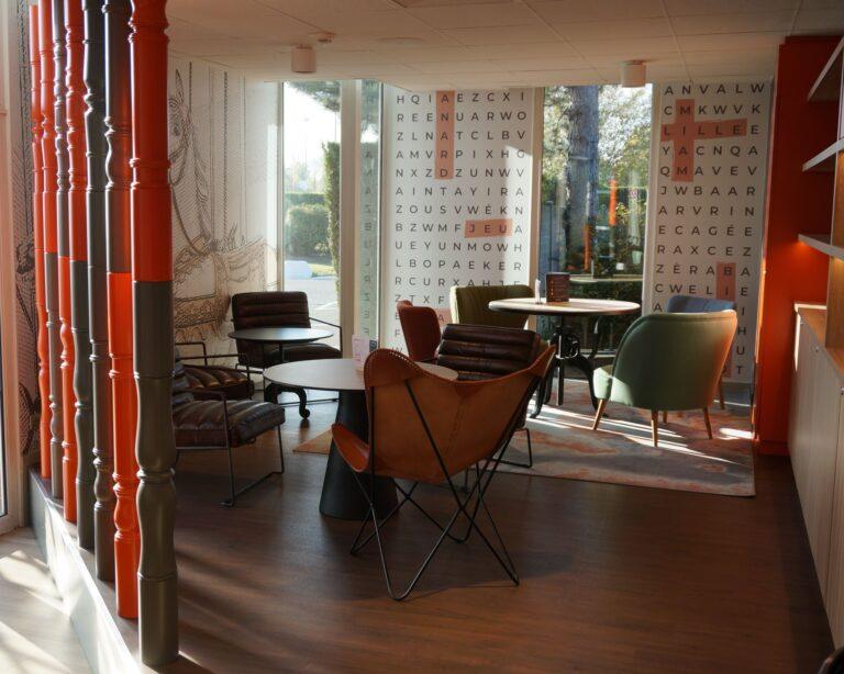 Lounge-Droit-photo-MLA-Celine-Lavigne-scaled-1.jpg