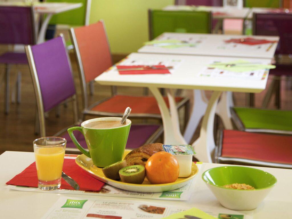 http://www.accorhotels.com/7975