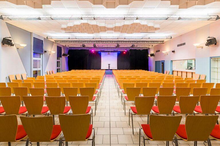 azureva-bussang-1lieu1salle-seminaire.jpg