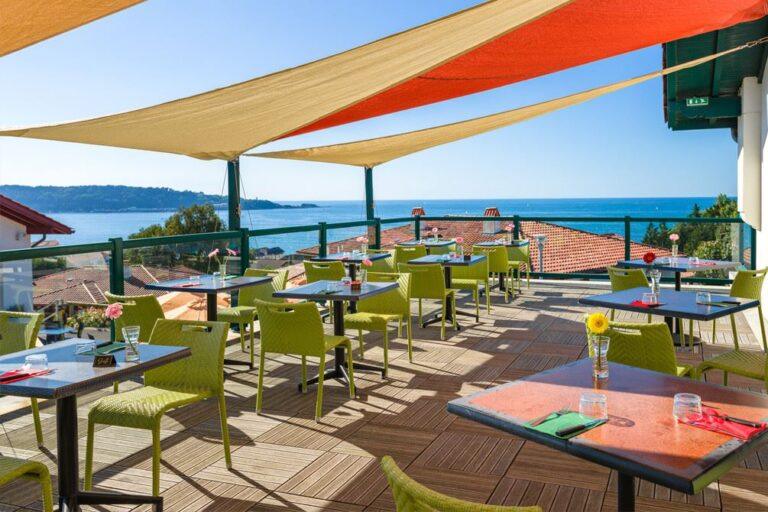 azureva-hendaye-1lieu1salle-reunions.jpg