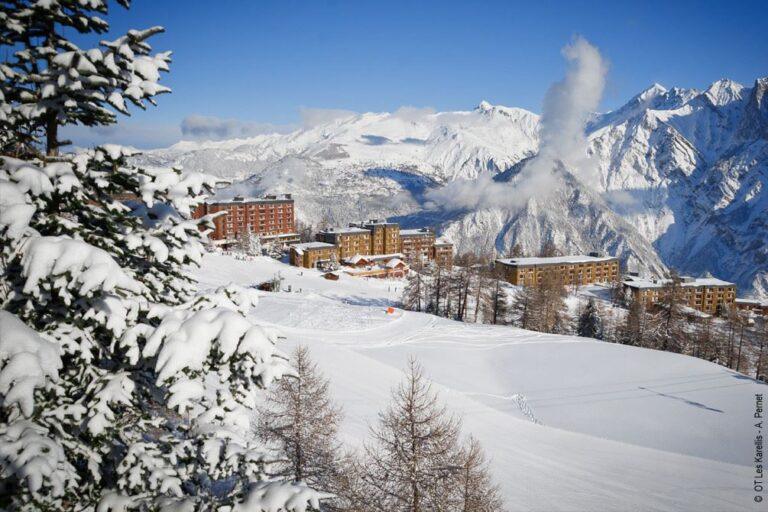 azureva-karellis-1lieu1salle-evenements.jpg