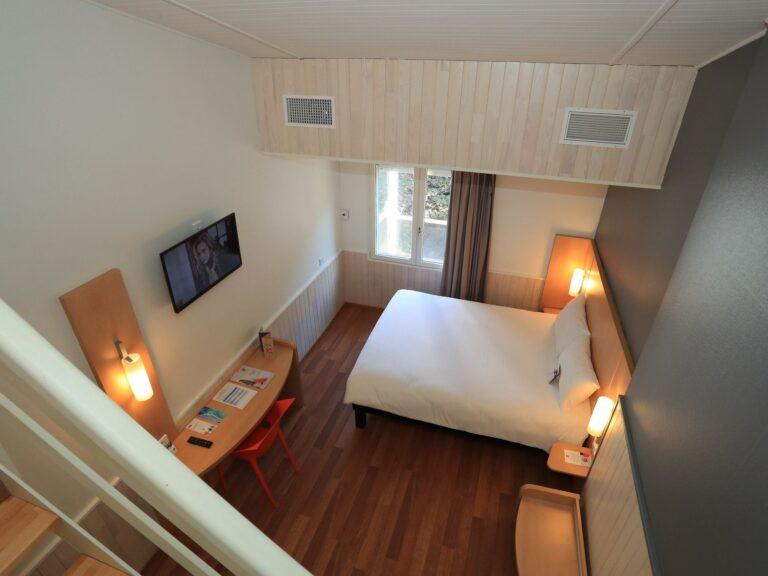 https://www.accorhotels.com/9121