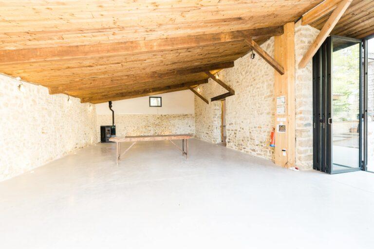 terre-ugo-1lieu1salle-reunion.jpg