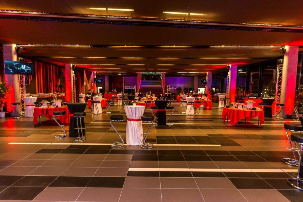 circuit-24h-mans-1lieu1salle-events.jpg