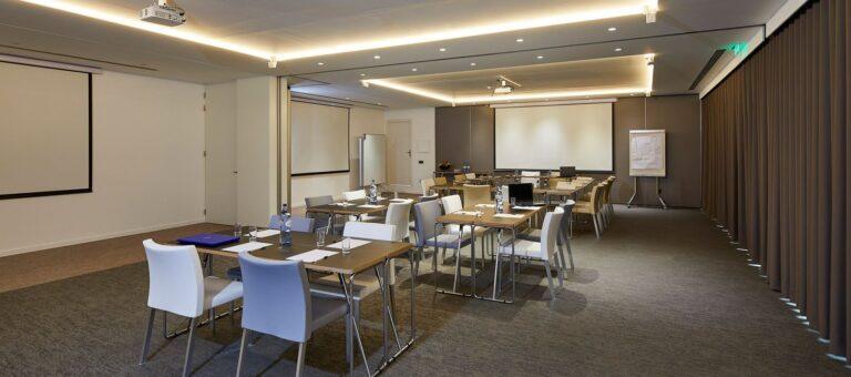 hotel-faro-beach-club-1lieu1salle-congres.jpg