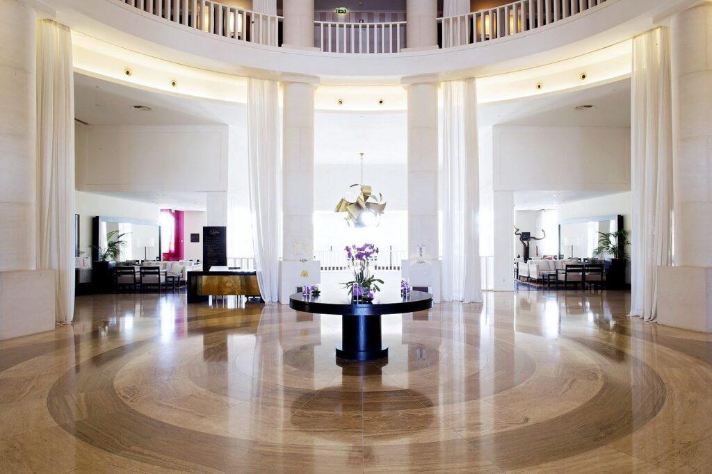 lake-spa-resort-1lieu1salle-event.jpg
