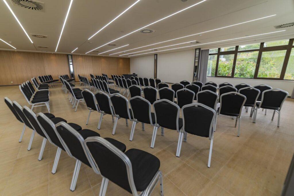 melia-castelo-branco-1lieu1salle-meeting.jpg