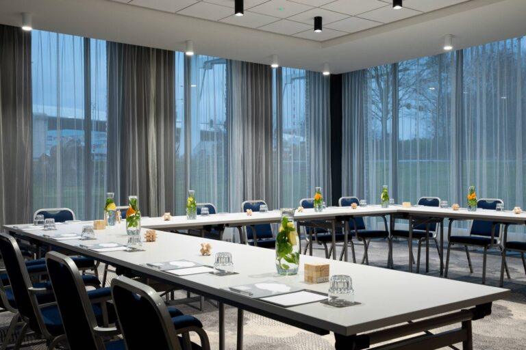 renaissance-amsterdam-schiphol-airport-1lieu1salle-congres.jpg