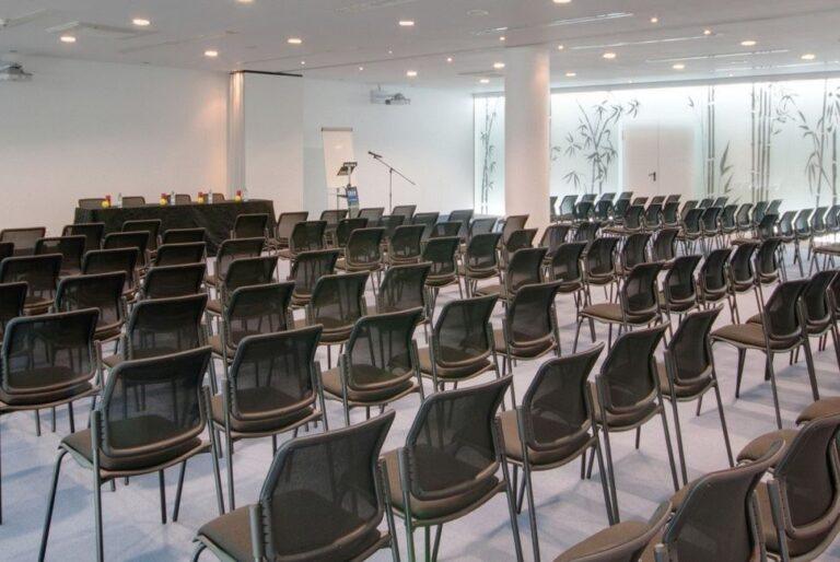 tryp-coimbra-1lieu1salle-seminaires.jpg