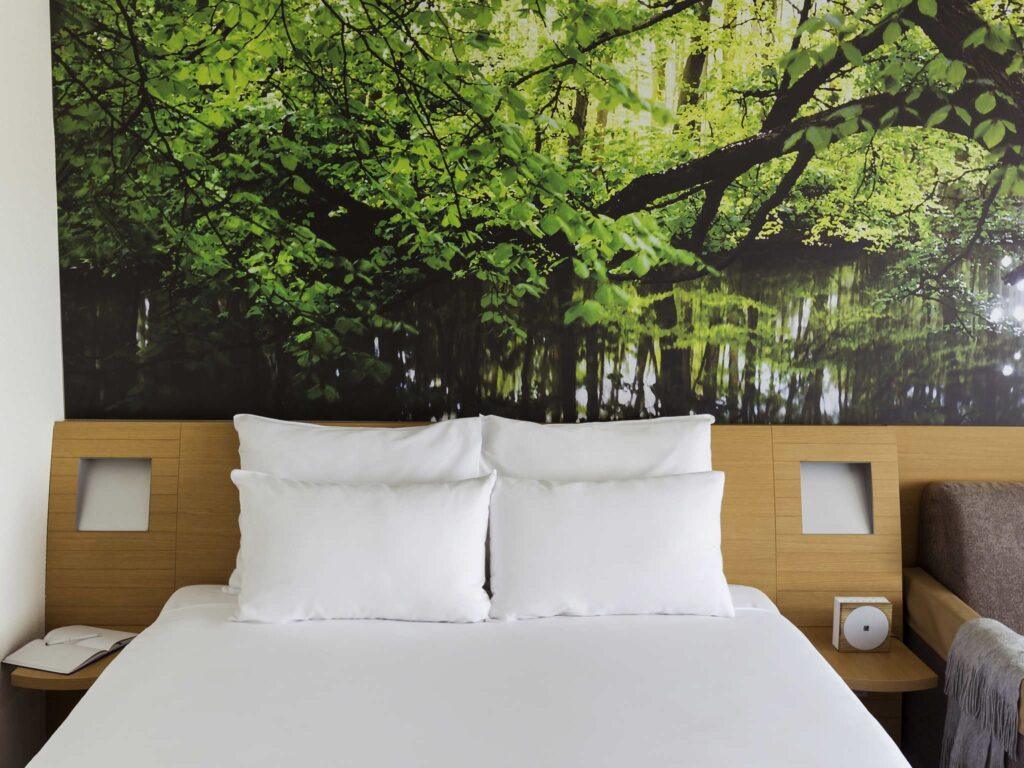 Amsterdam City, code 0515, Novotel, The Nederlands, bedroom,