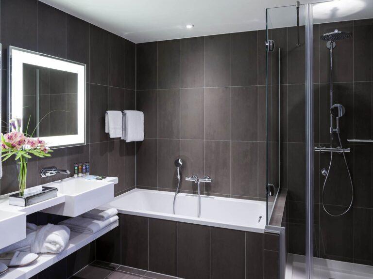 http://www.accorhotels.com/7060