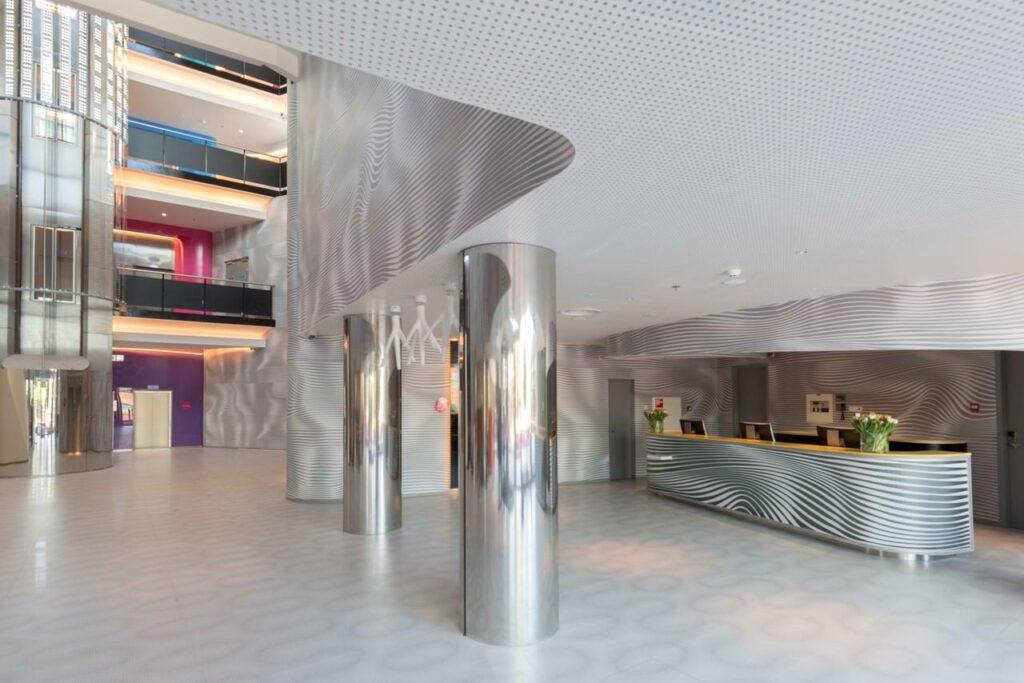 park-inn-amsterdam-city-west-1lieu1salle-seminaires.jpg