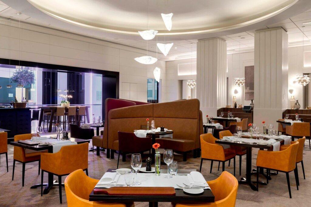 sheraton-amsterdam-airport-1lieu1salle-seminaires.jpg