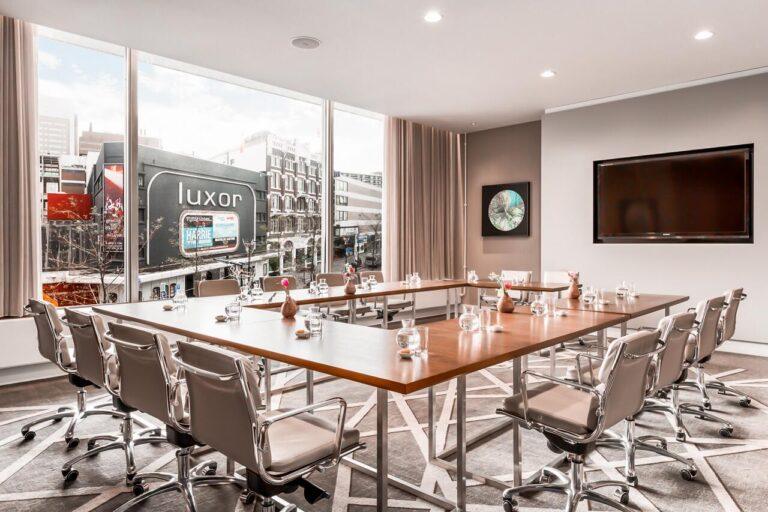 hilton-rotterdam-1lieu1salle-seminaire.jpg