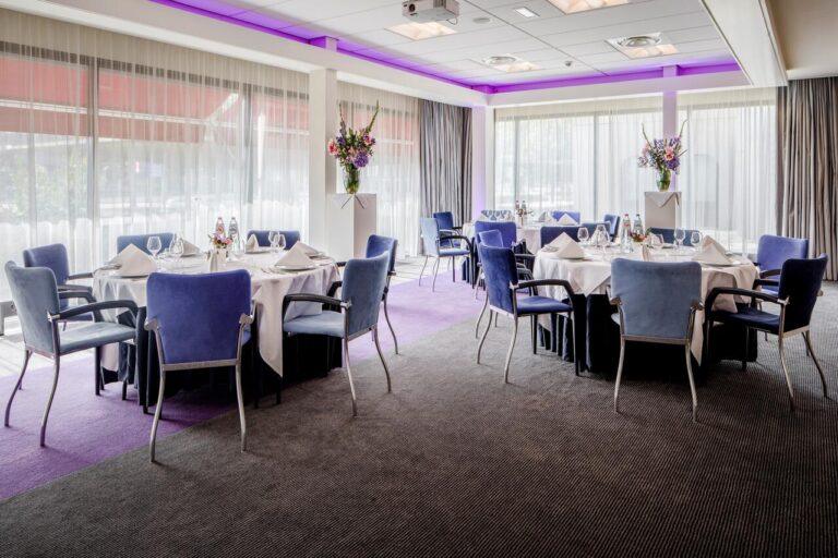 holiday-inn-eindhoven-1lieu1salle-conferences.jpg